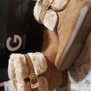 Guess winter boots